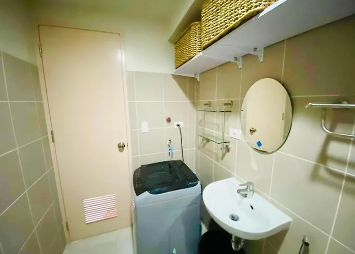 2br Unit At Asmara Near St Lukes Medical Center Apartment *