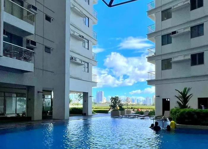 Apartment 2br Unit At Asmara Near St Lukes Medical Center