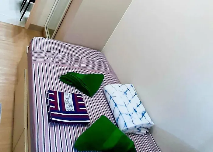 2br Unit At Asmara Near St Lukes Medical Center Apartment *