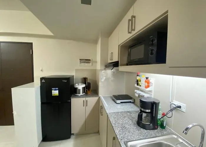 Apartment 2br Unit At Asmara Near St Lukes Medical Center *
