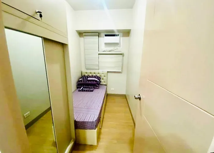 Apartment 2br Unit At Asmara Near St Lukes Medical Center