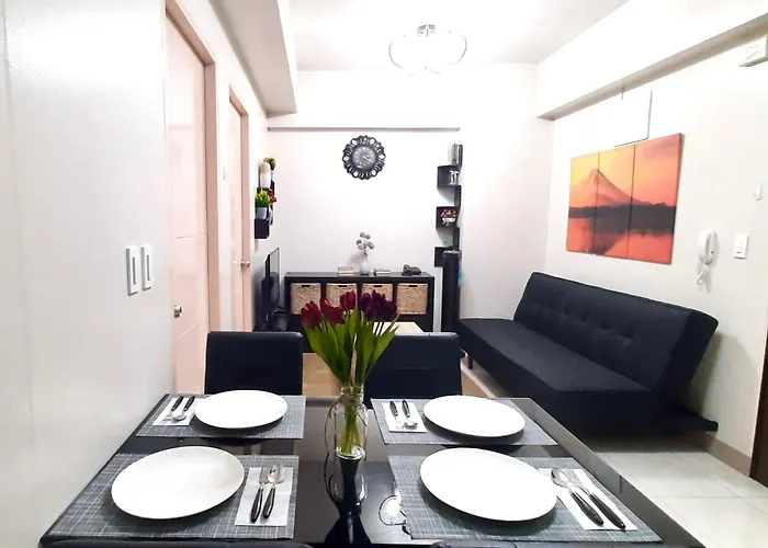 2br Unit At Asmara Near St Lukes Medical Center Apartment *